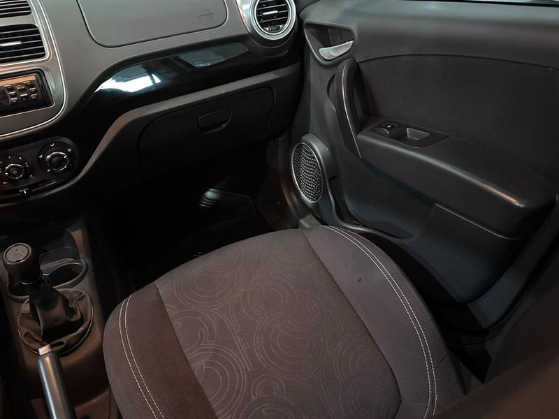 Fiat Siena Attractiv 1.4 - foto 16