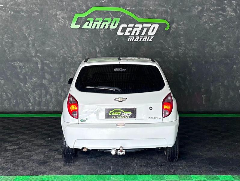 Chevrolet Celta 10l LT - foto 5