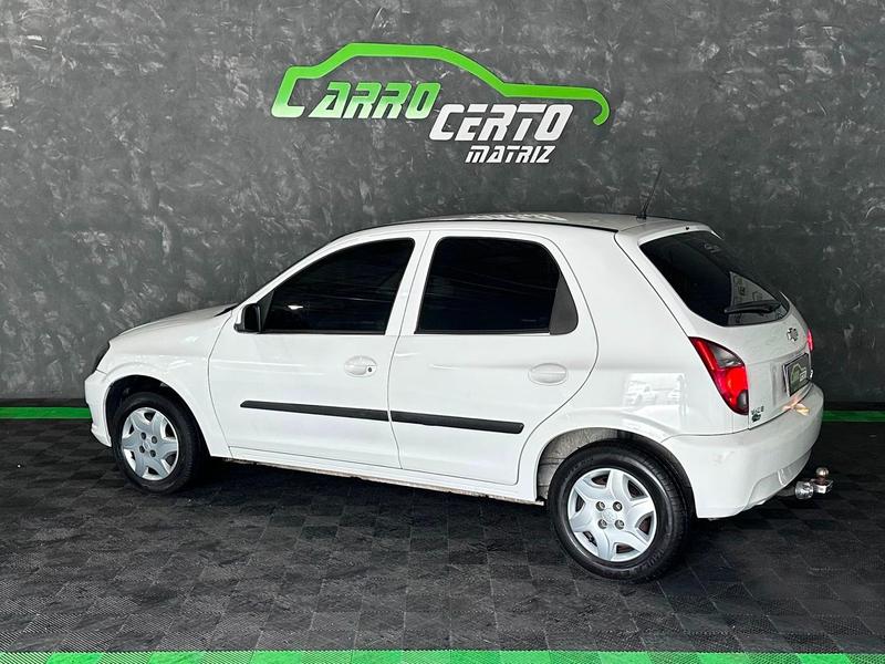 Chevrolet Celta 10l LT - foto 6
