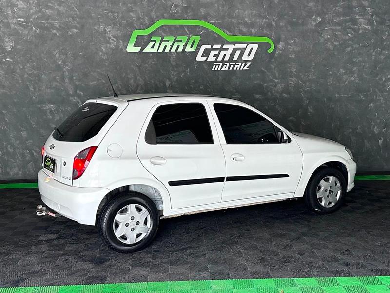 Chevrolet Celta 10l LT - foto 4