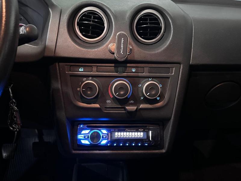 Chevrolet Celta 10l LT - foto 15
