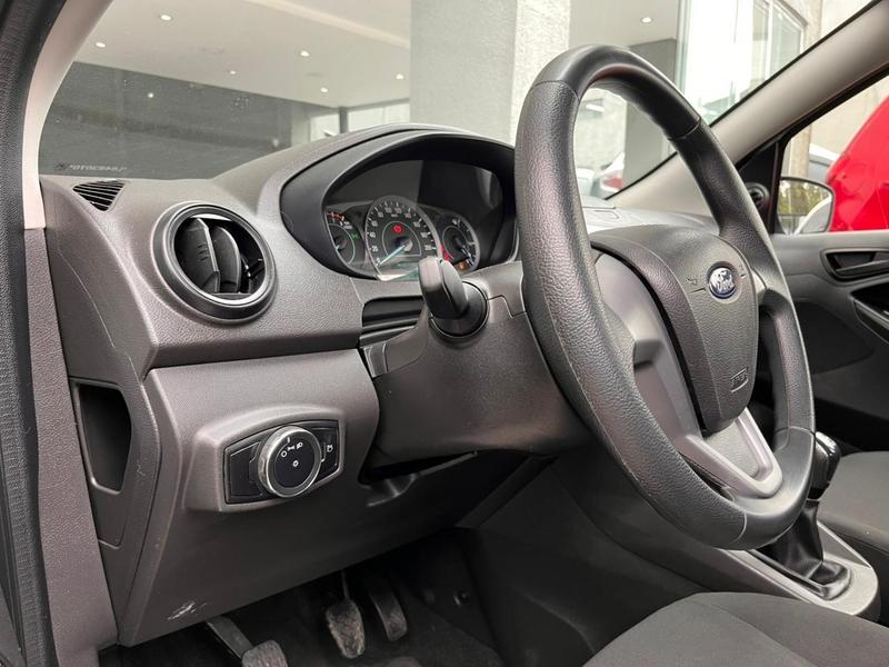 Ford Ka 1.5 Sedan Titanium 12V Flex 4P Aut. - foto 10