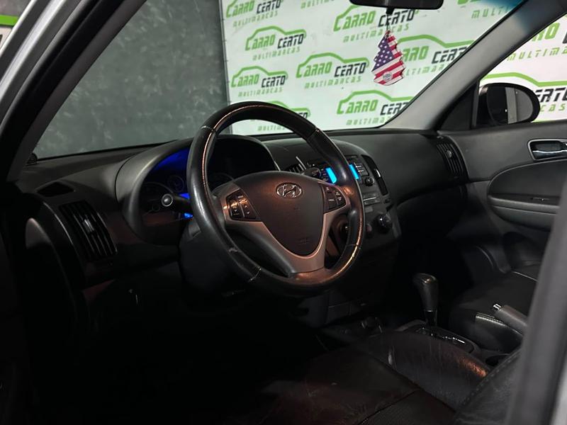 Hyundai i30 2.0 16V 145cv 5P Aut. - foto 7