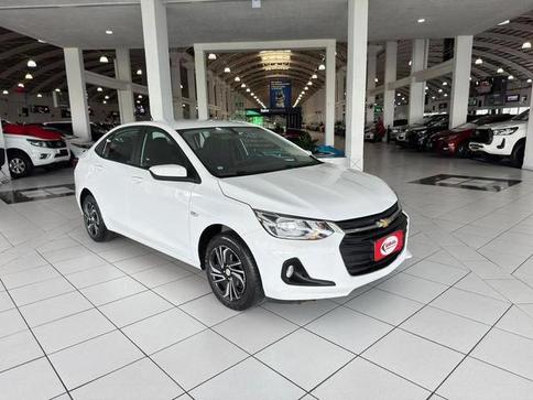 CHEVROLET ONIX PLUS 10MT LT2