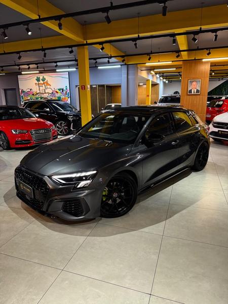 AUDI A3 SPORTBACK PERFORMANCE BLACK 2.0 S-TRON