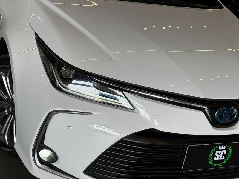 Toyota Corolla Altis Hv - foto 7