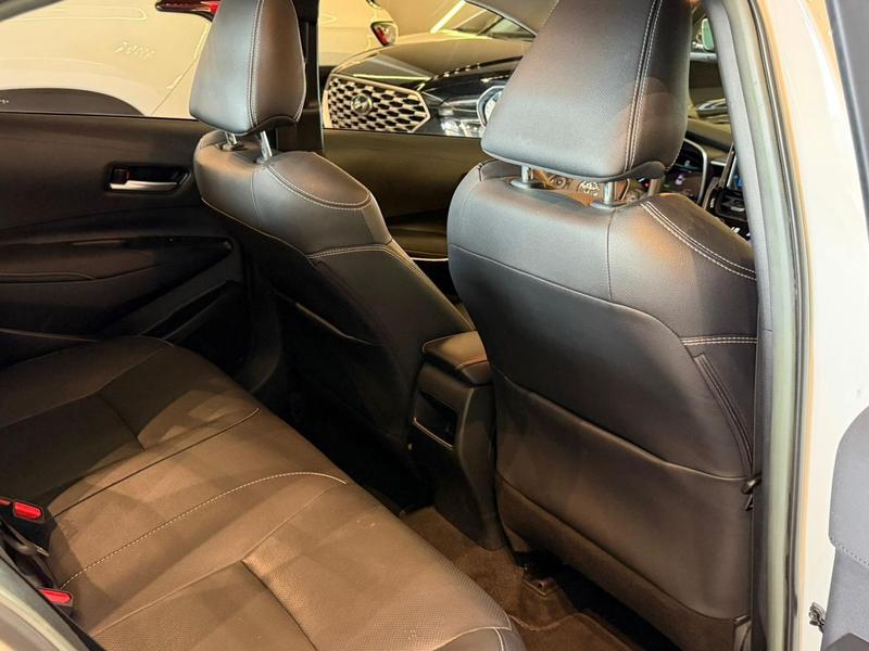 Toyota Corolla Altis Hv - foto 9