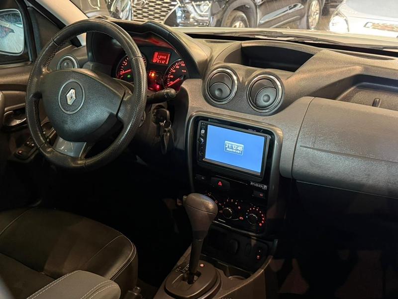 Renault Duster 2.0 D 4x2a - foto 8