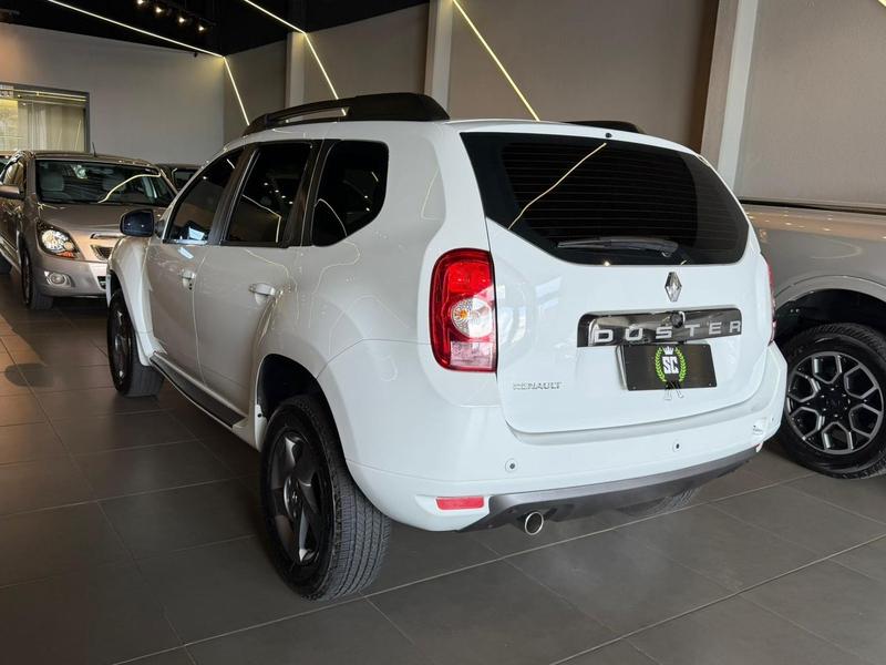 Renault Duster 2.0 D 4x2a - foto 5