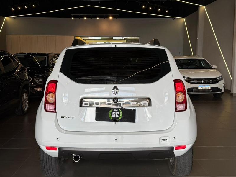 Renault Duster 2.0 D 4x2a - foto 4