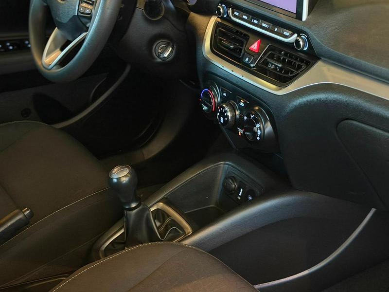 Hyundai HB20 1.0 Comfort - foto 11