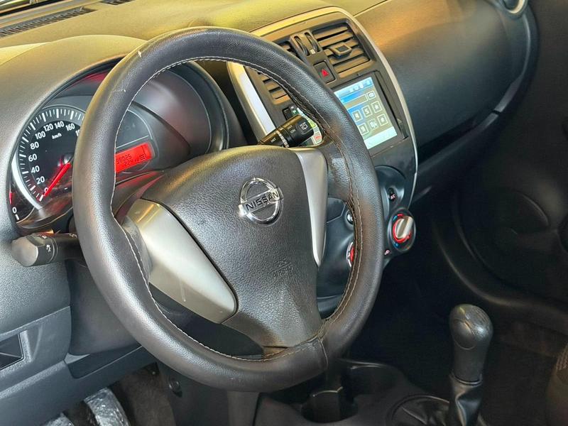 Nissan March 1.0 Mt - foto 11