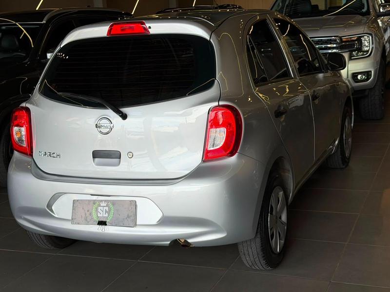 Nissan March 1.0 Mt - foto 5