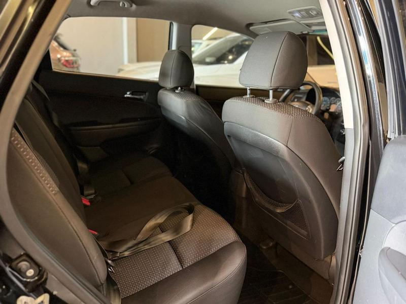 Hyundai i30 2.0 - foto 8
