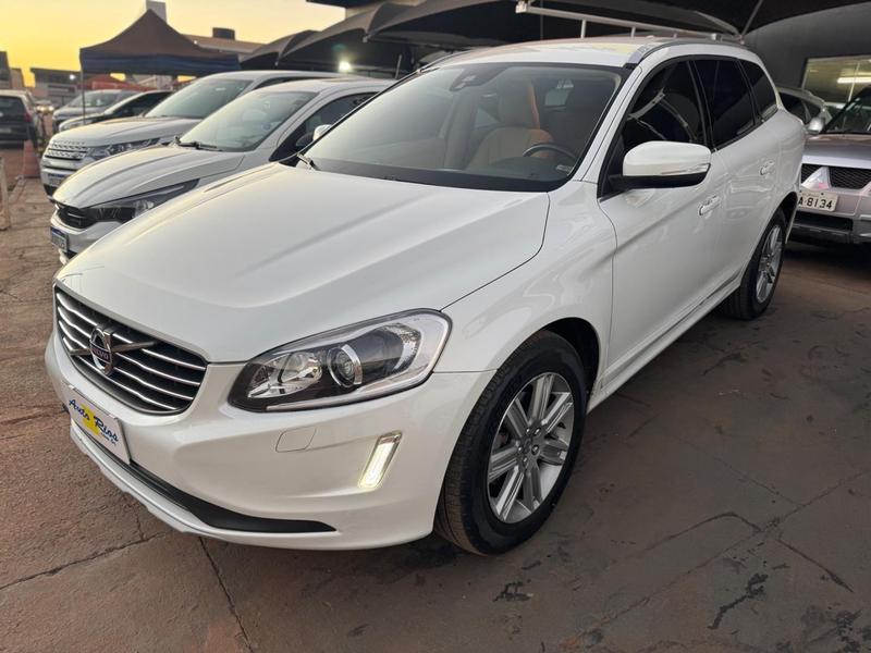 VOLVO XC 60 D-5 KINETIC 2.4 AWD DIESEL 5P