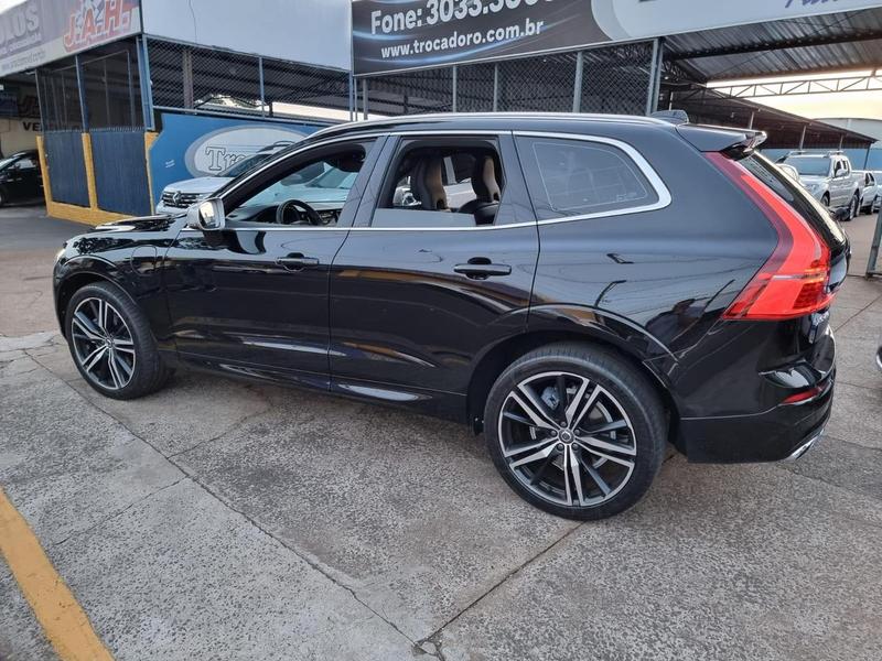Volvo XC60 T8 R Design - foto 3