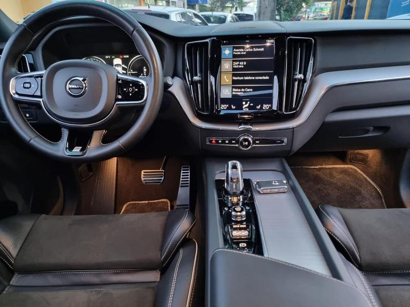 Volvo XC60 T8 R Design - foto 8
