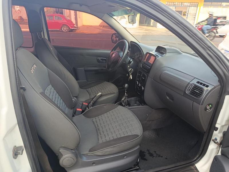 Fiat Strada Advent Flex - foto 6