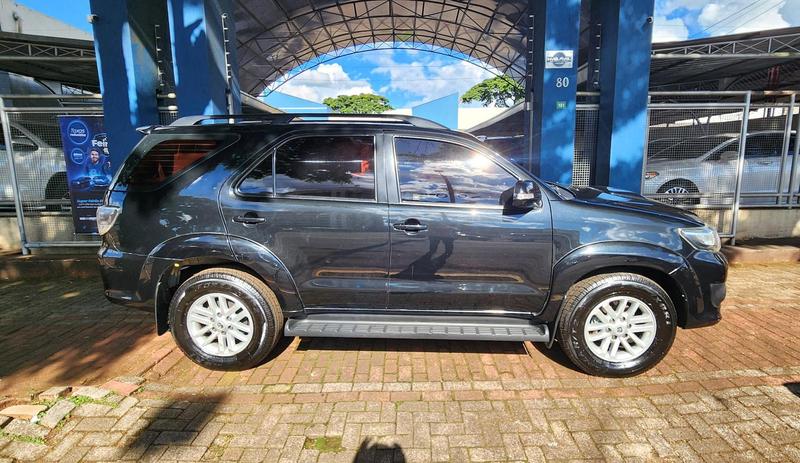 Toyota SW4 Srv 4X4 - foto 2