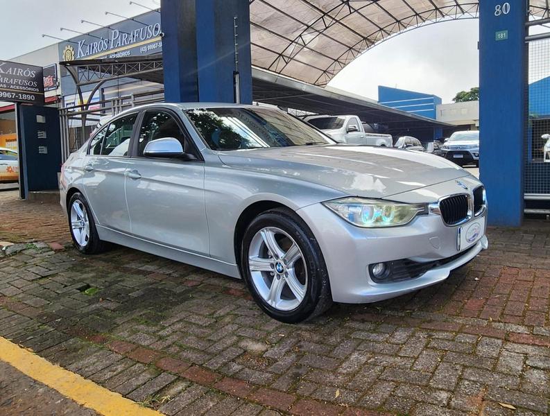 BMW 320i Active Flex - foto 3