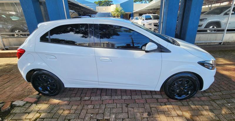 Chevrolet Onix Joy - foto 2