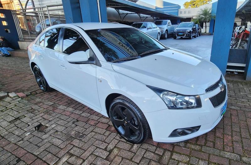 Chevrolet Cruze LT 1.8 16V Flexpower 4P Mec. - foto 3