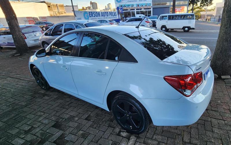 Chevrolet Cruze LT 1.8 16V Flexpower 4P Mec. - foto 5