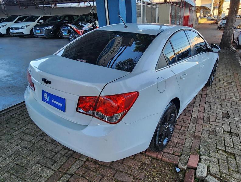 Chevrolet Cruze LT 1.8 16V Flexpower 4P Mec. - foto 6