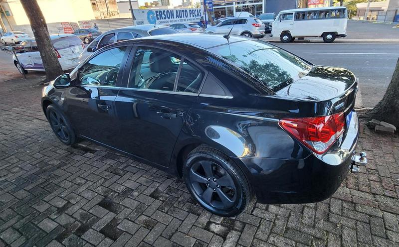 Chevrolet Cruze LT 1.8 16V Flexpower 4P Mec. - foto 5