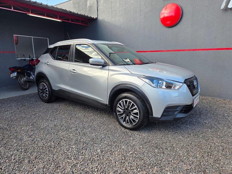 NISSAN Kicks  S DRCT CVT