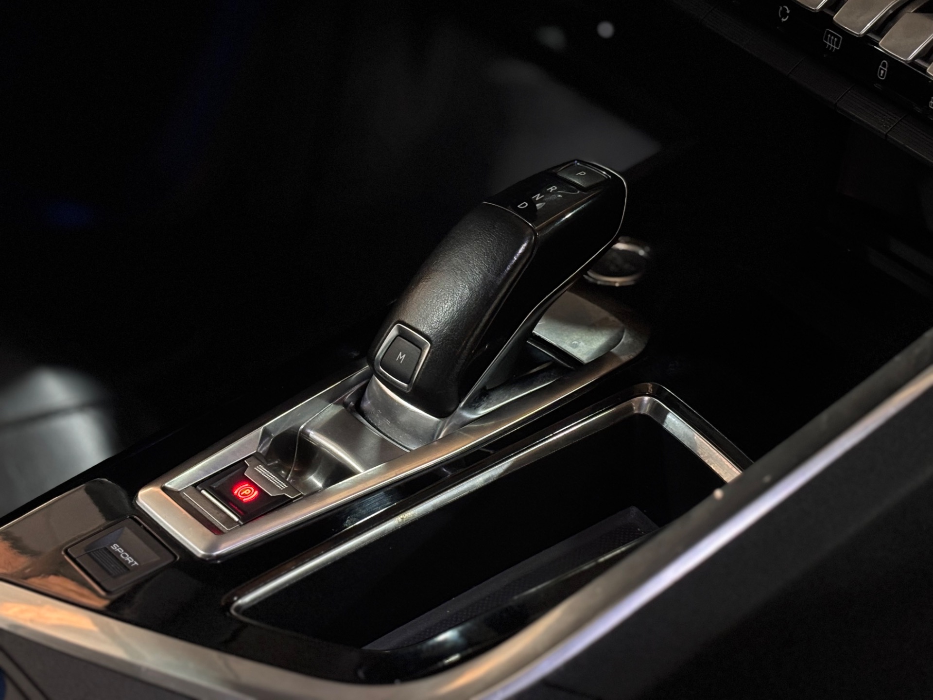 peugeot 3008 griffe 1.6 thp at 2018