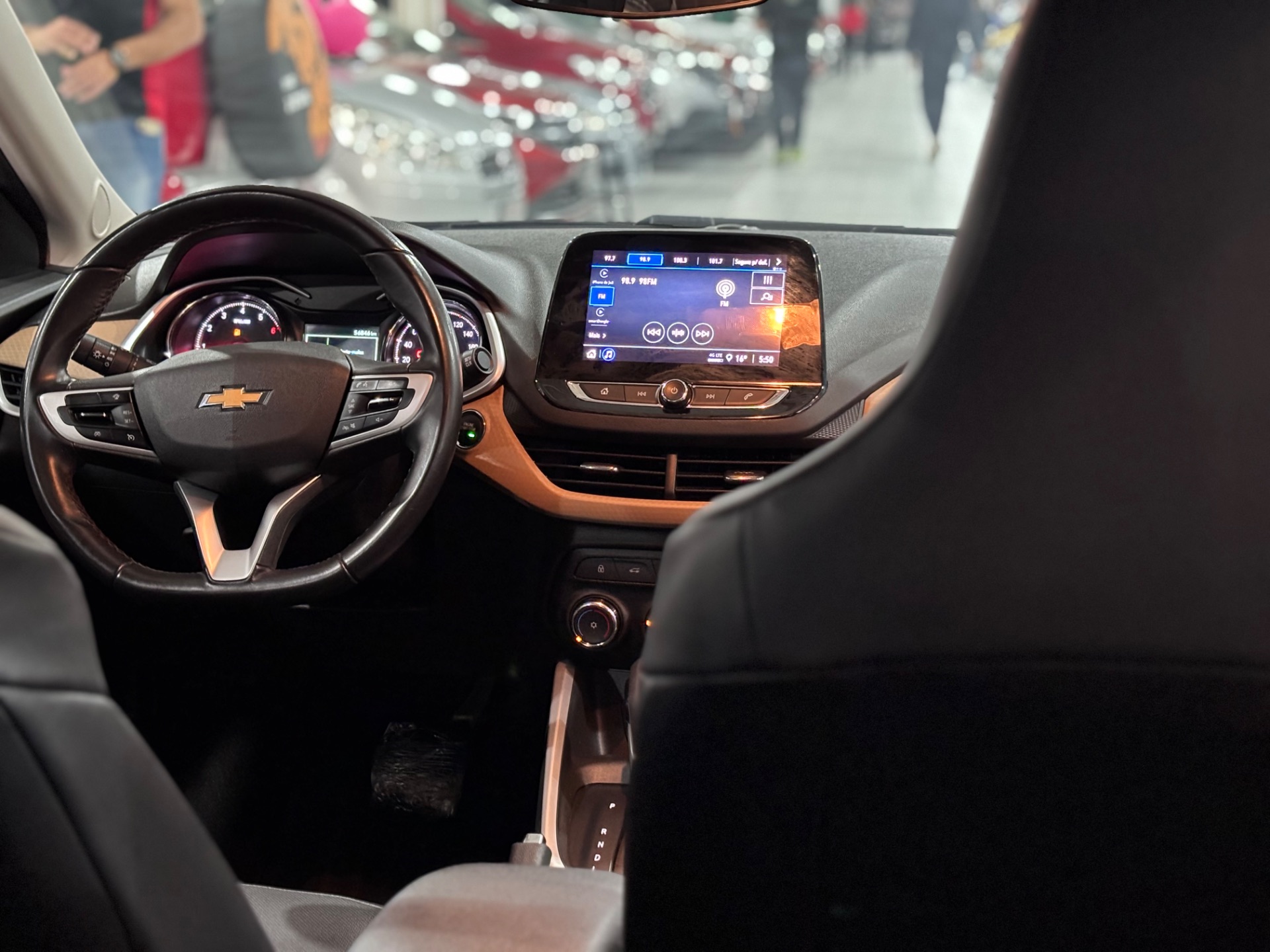 chevrolet onix 1.0 at premier 2