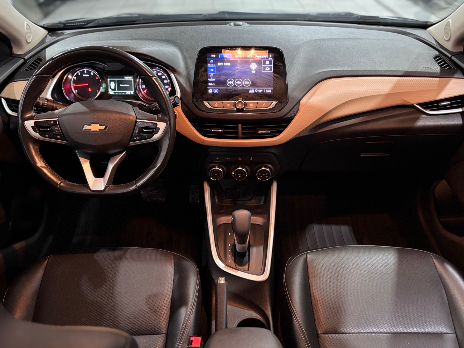 chevrolet onix 1.0 at premier 2