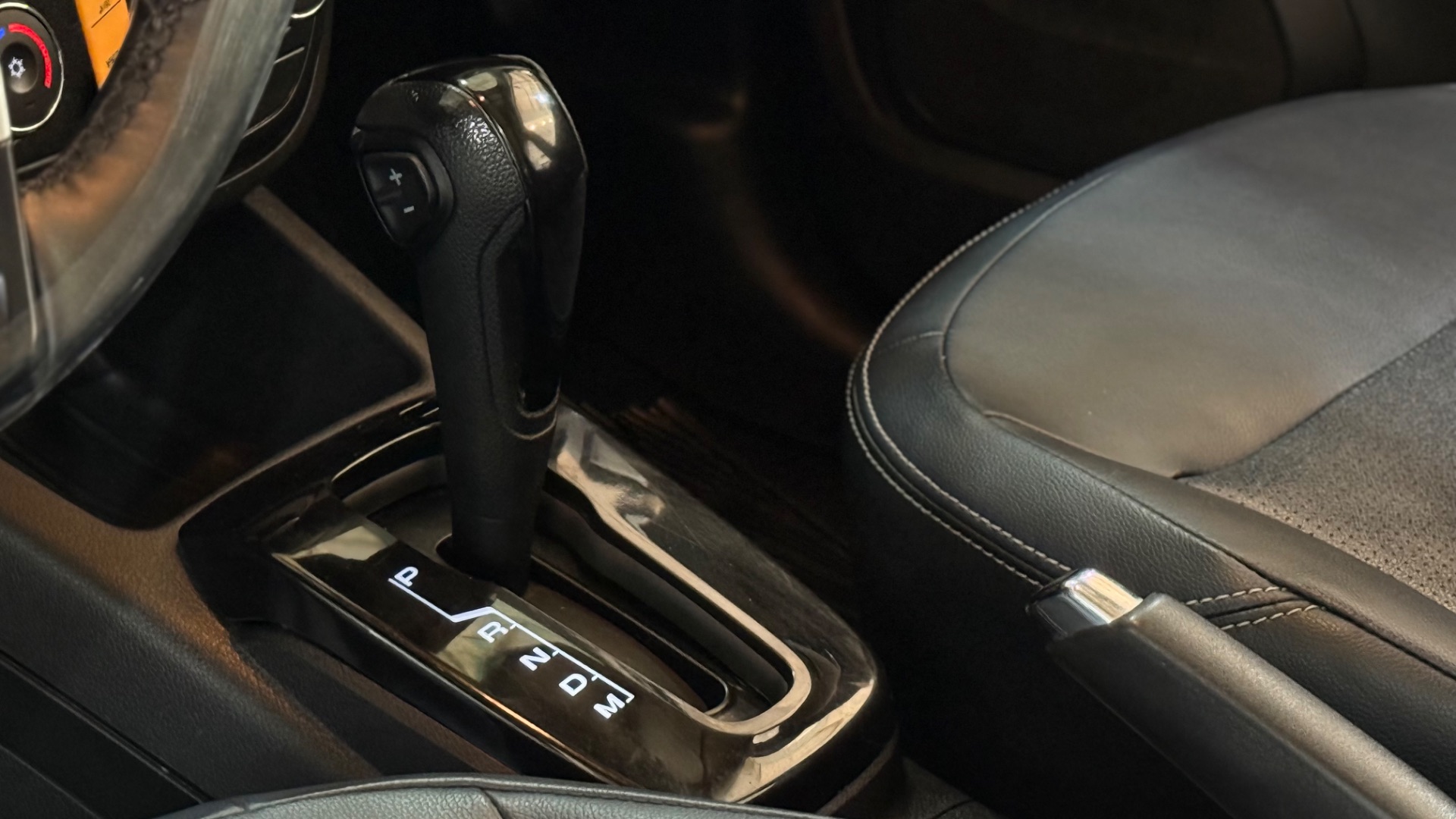 chevrolet spin 18l at premier 2023