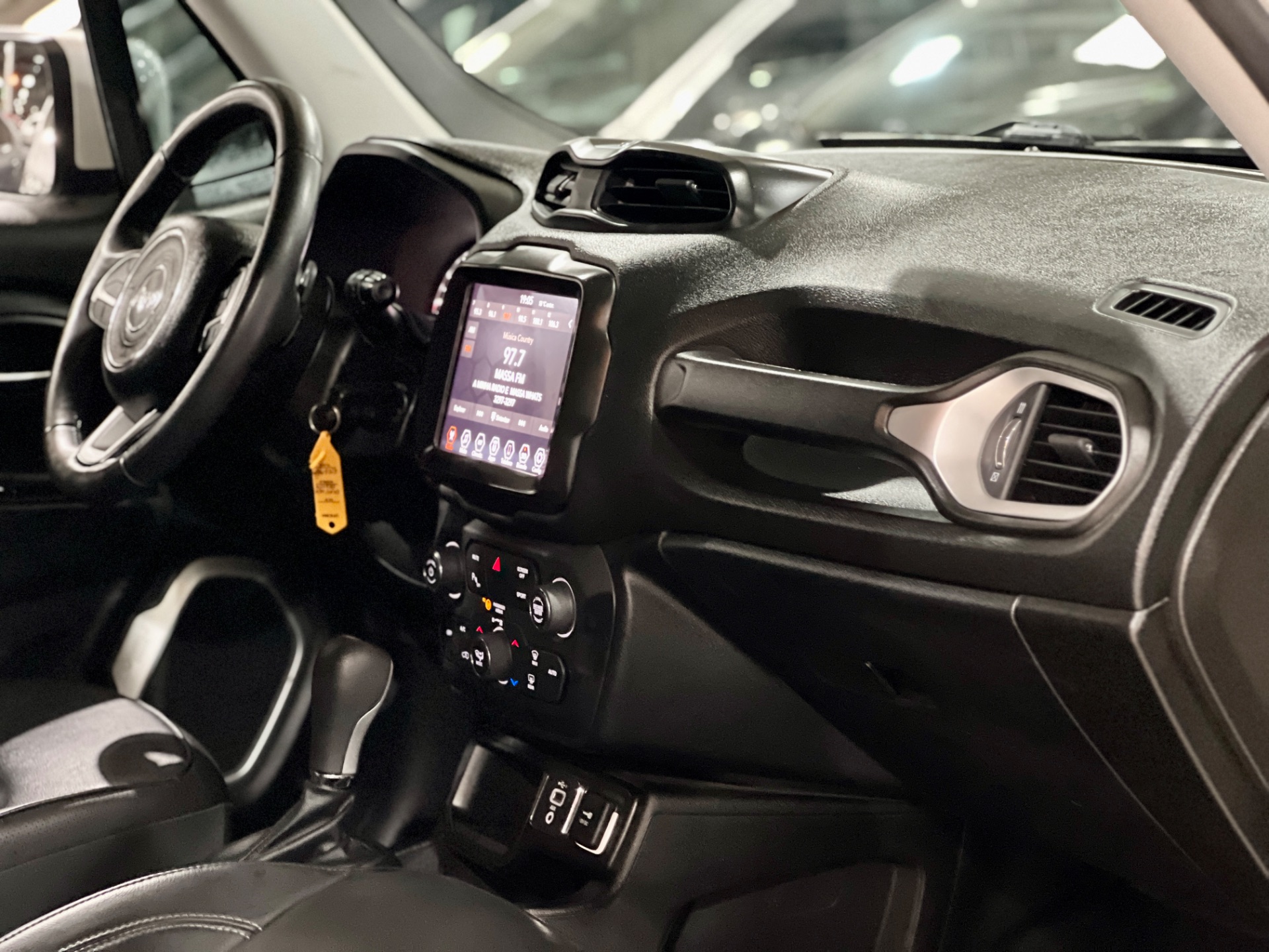 jeep renegade lngtd at 2021