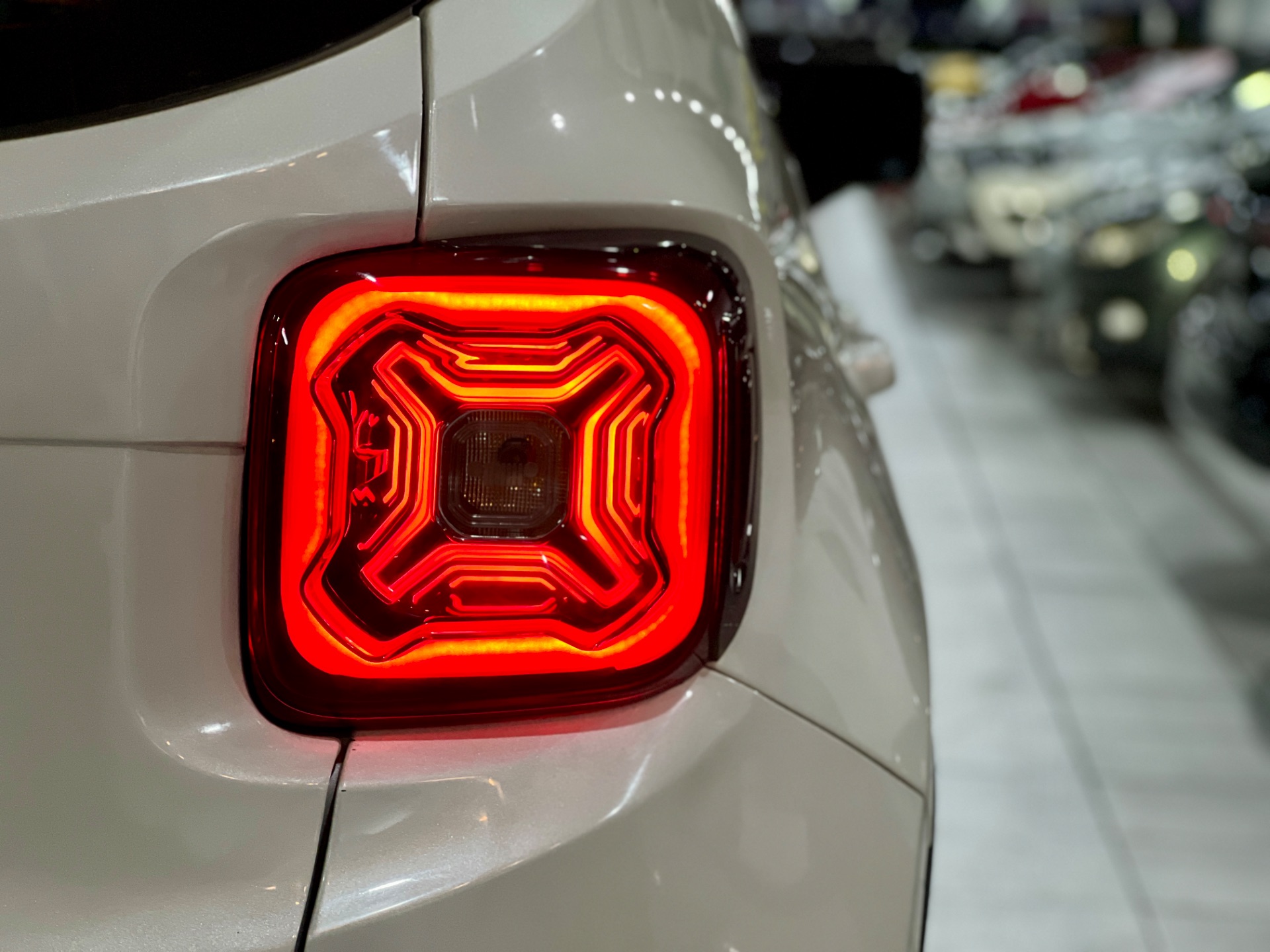 jeep renegade lngtd at 2021