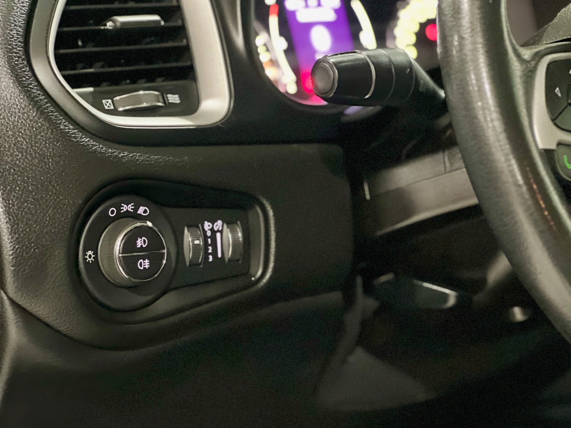 jeep renegade lngtd at 2021