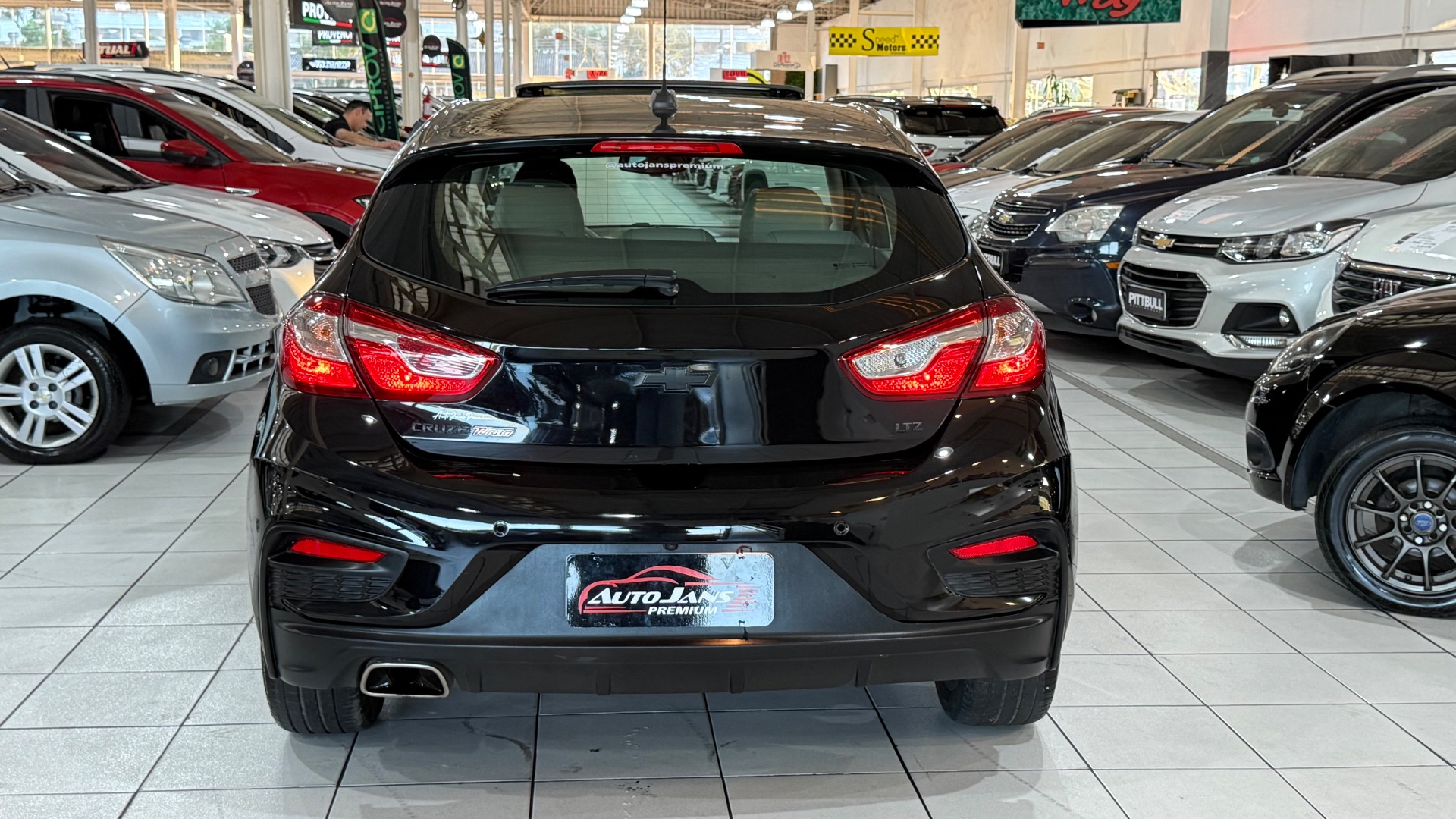 chevrolet cruze ltz at 1.4 turbo hatch 2018