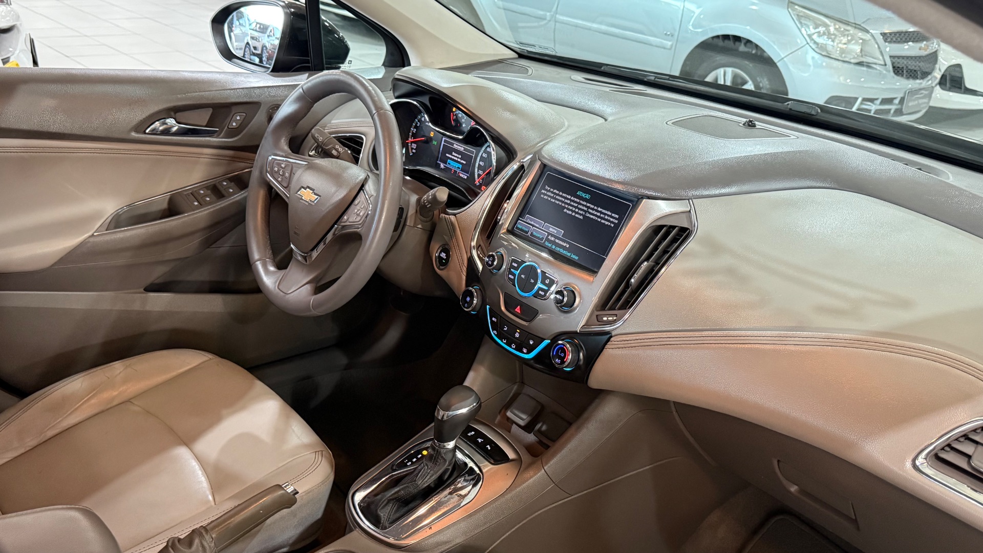 chevrolet cruze ltz at 1.4 turbo hatch 2018