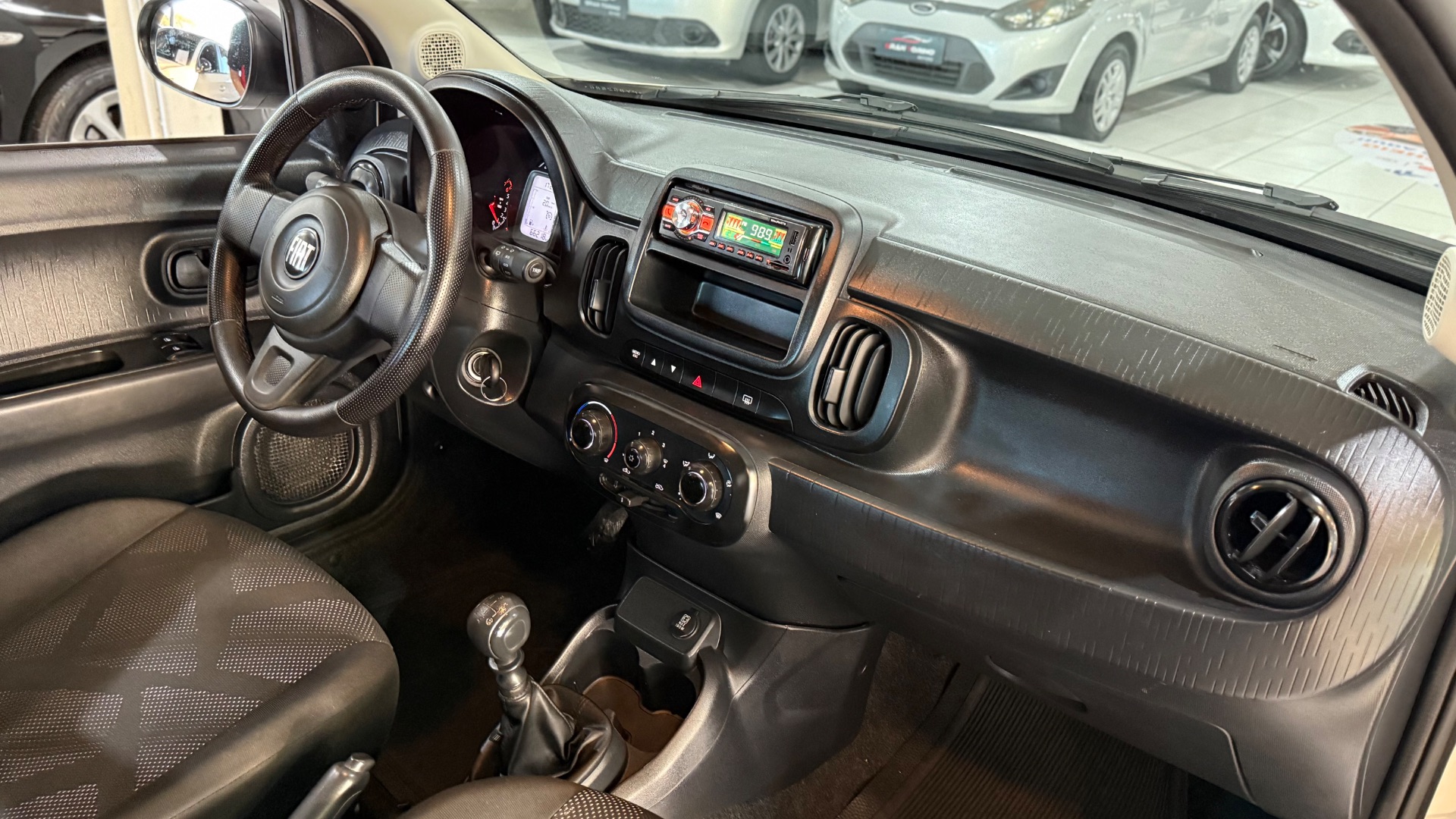 fiat mobi like 2023