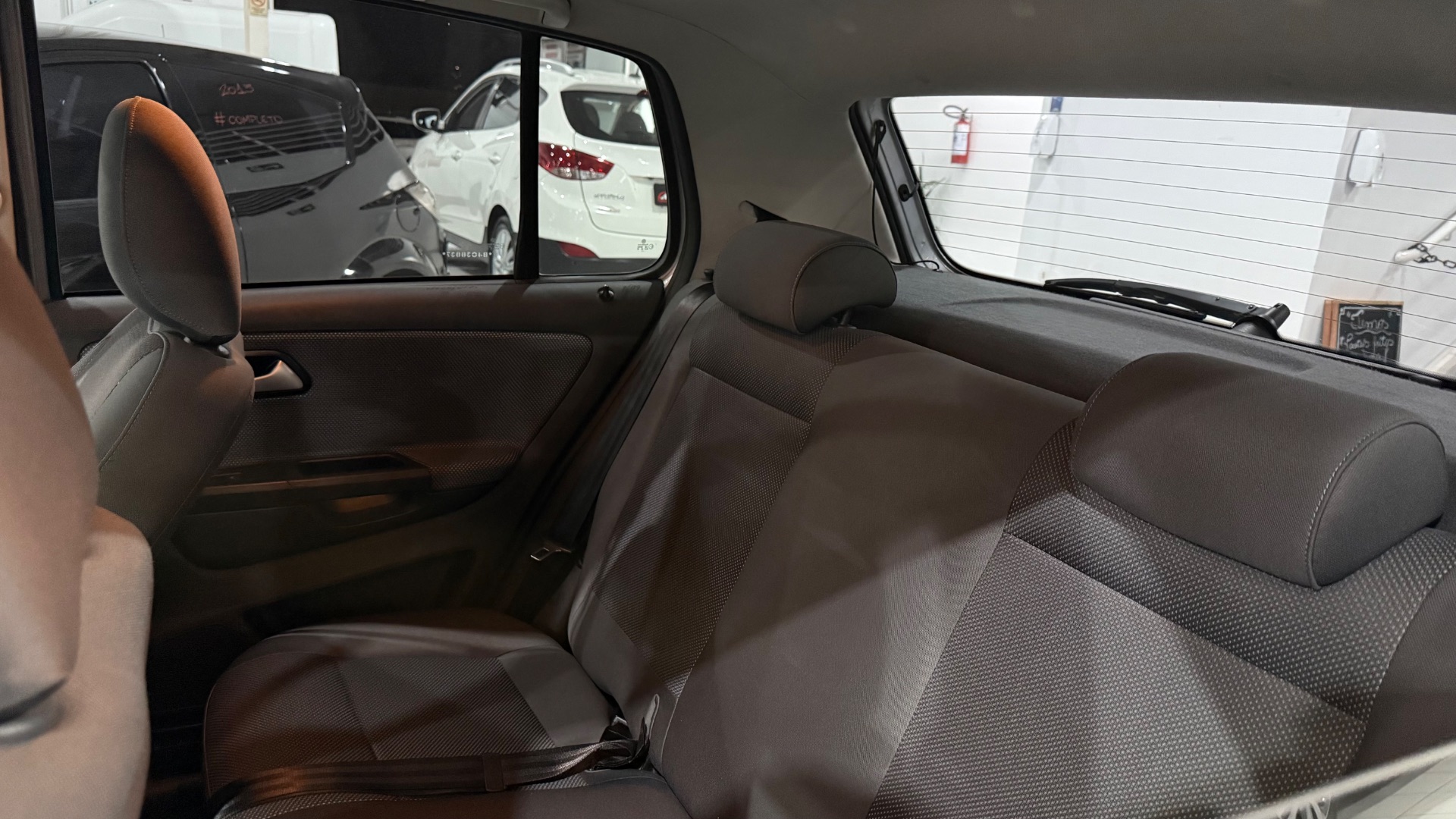 volkswagen fox 1.6 at gii 2014