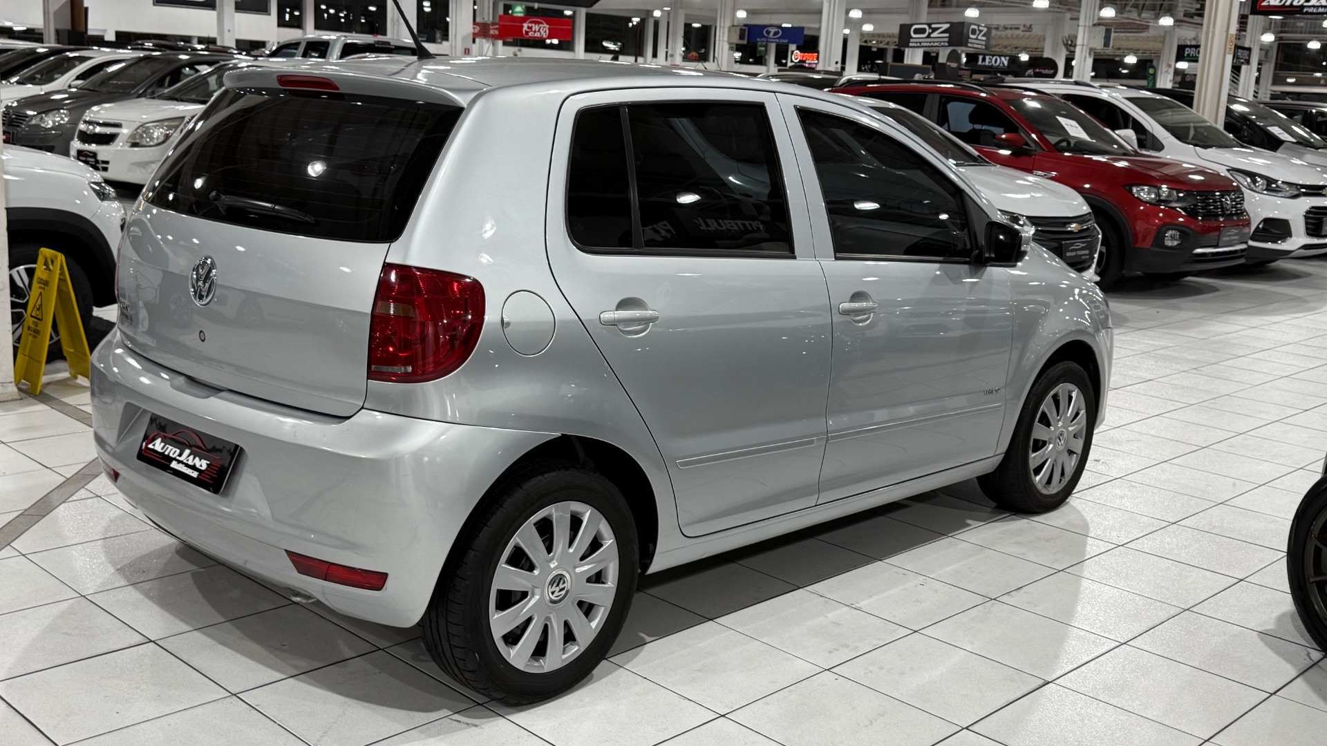volkswagen fox 1.6 at gii 2014