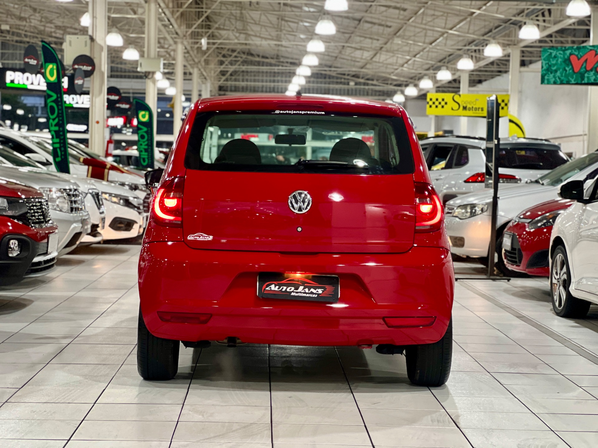 volkswagen fox 1.6 at 2014