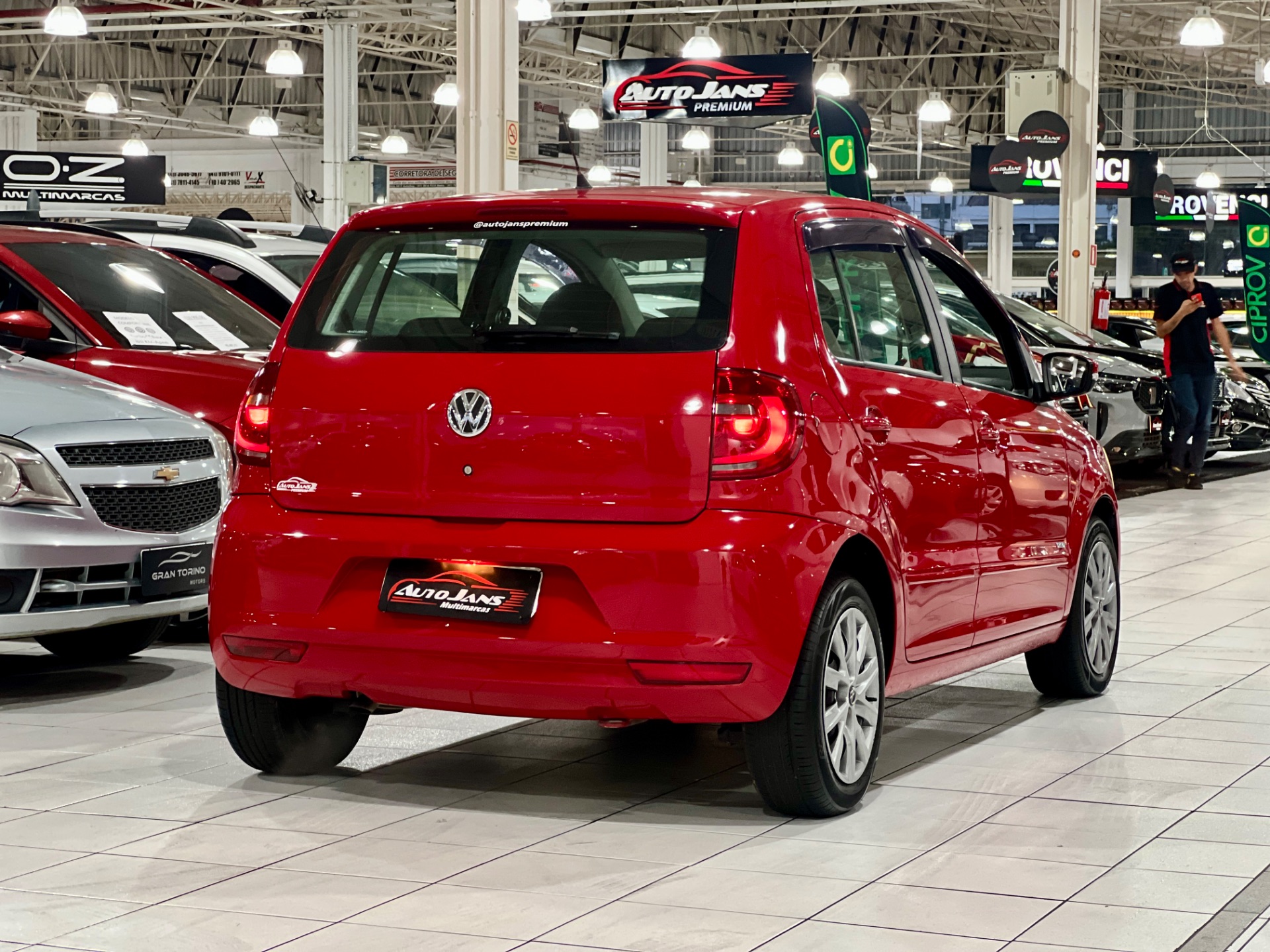 volkswagen fox 1.6 at 2014