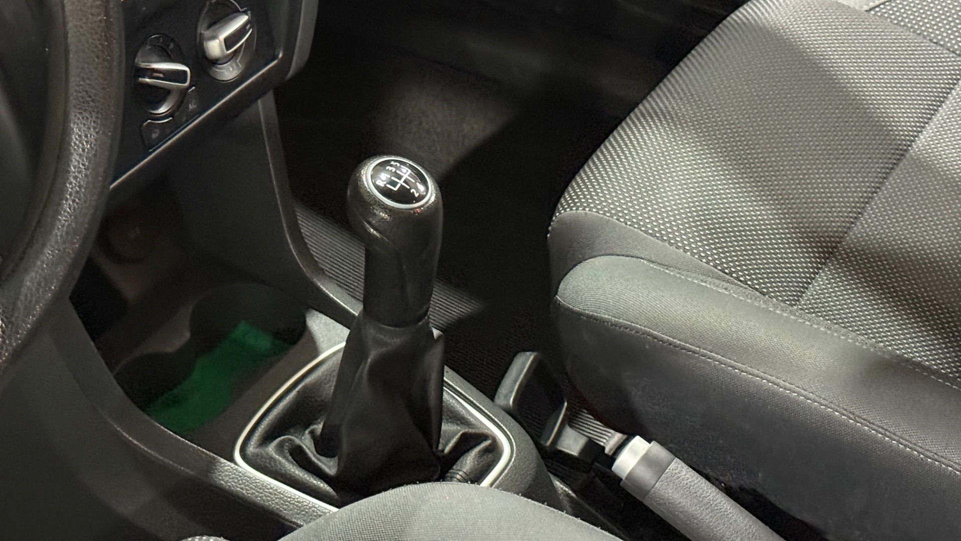 volkswagen fox 1.6 at gii 2014