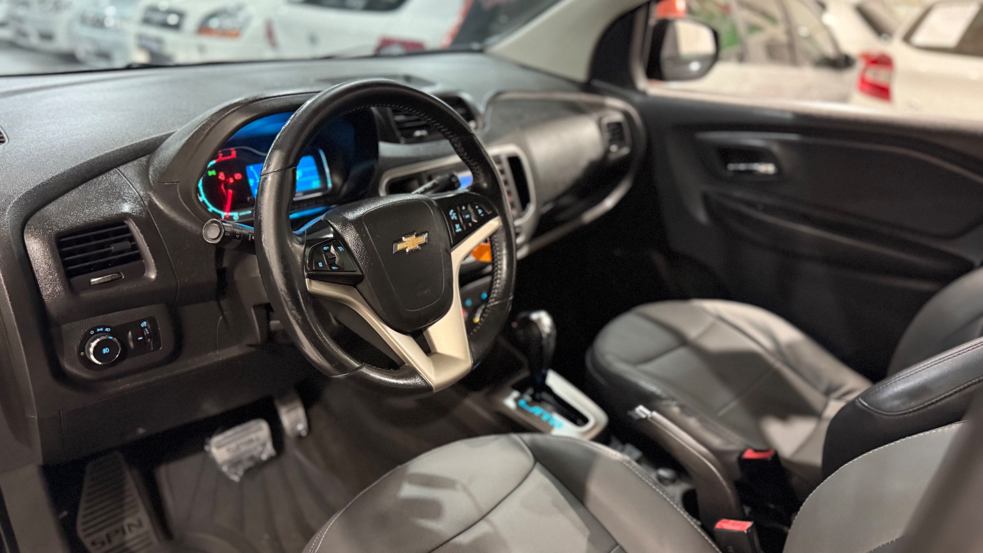 chevrolet spin 1.8 at activ 2016