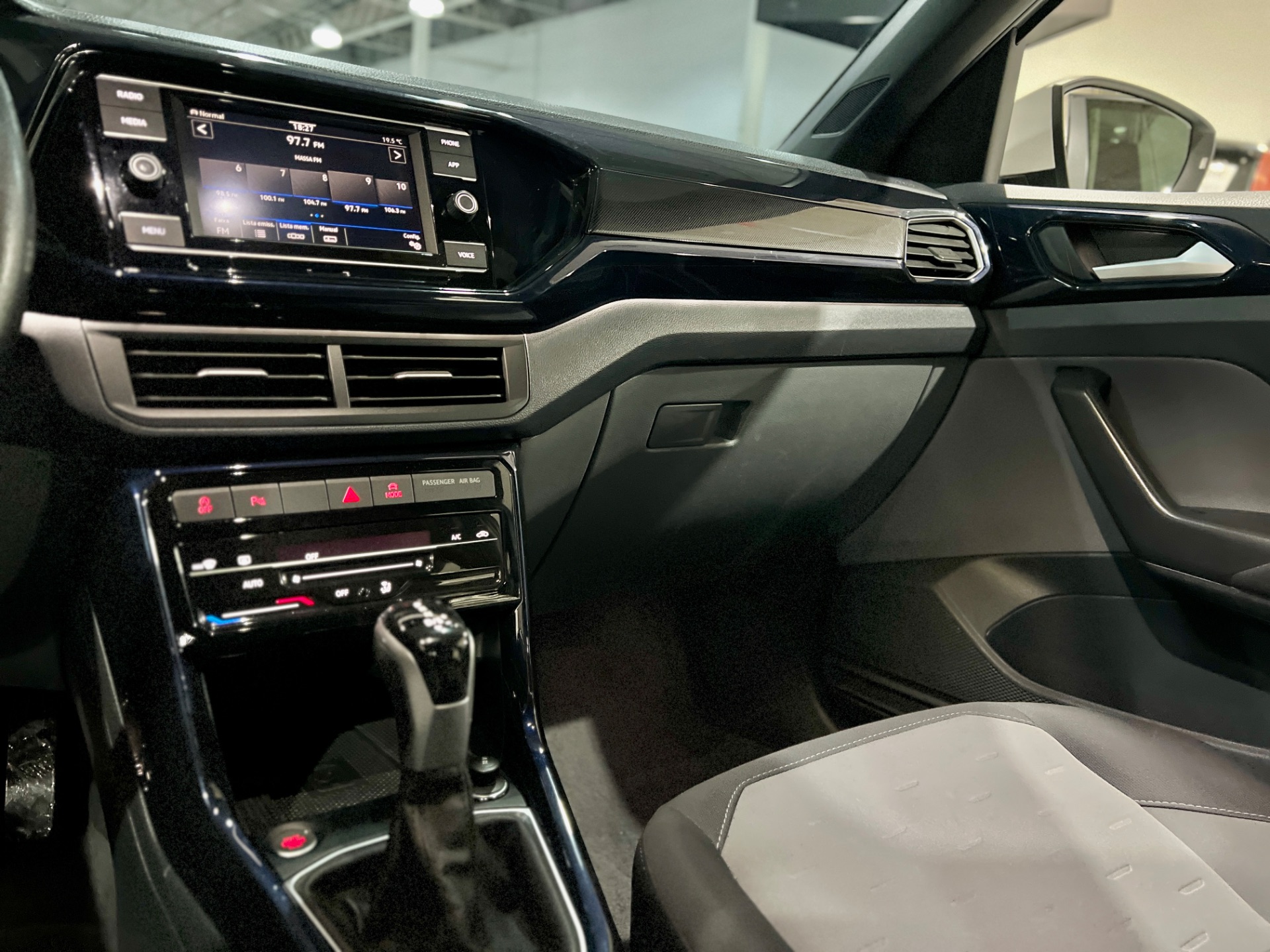 volkswagen t cross cl tsi 2023