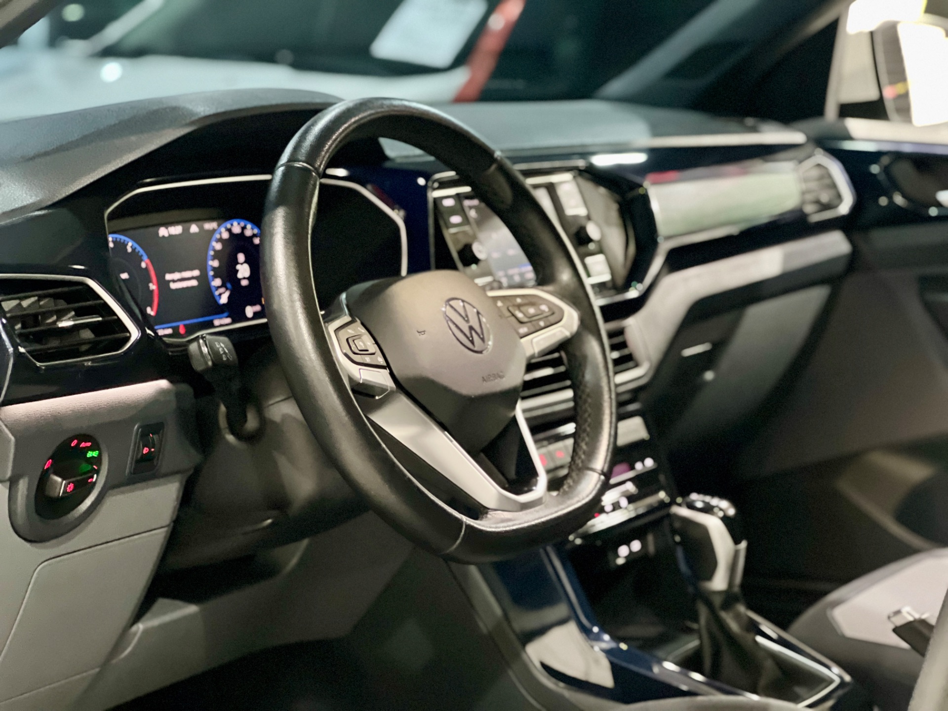 volkswagen t cross cl tsi 2023