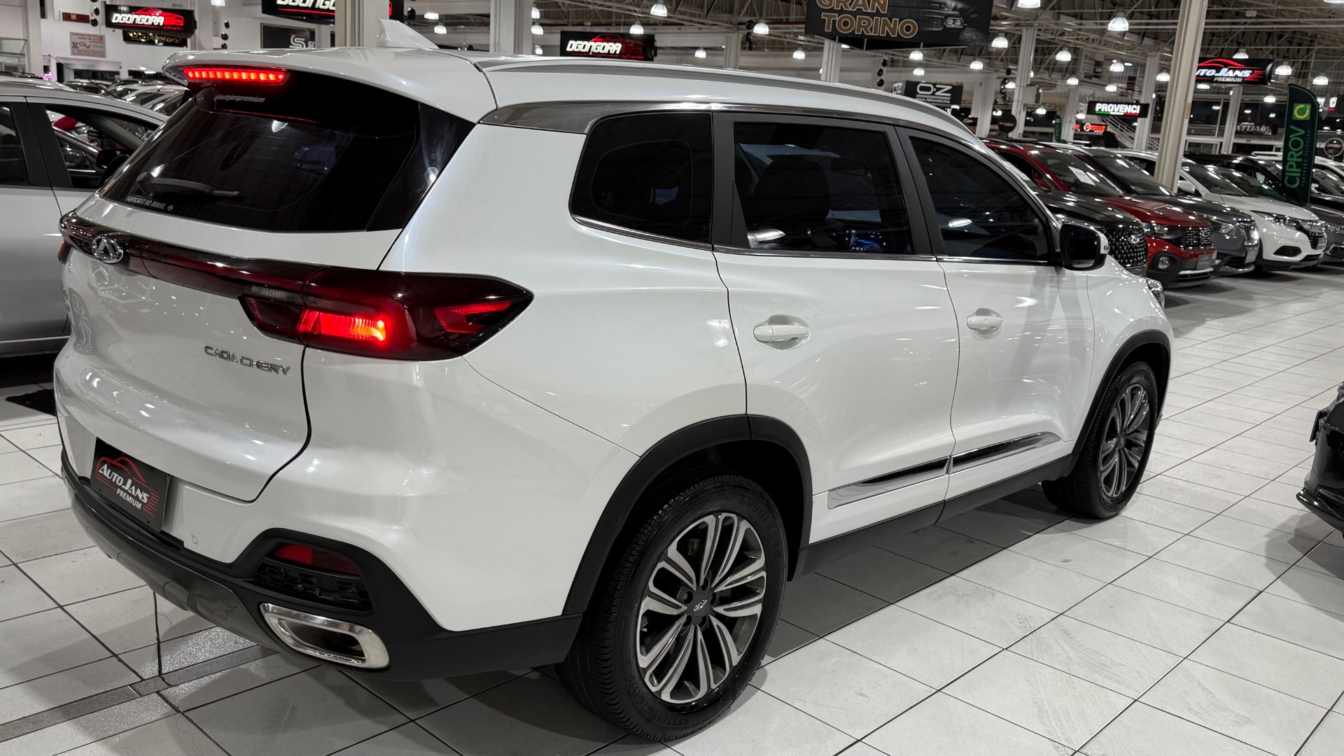 caoa chery tiggo8 1.6 tgdi com teto ano 2021