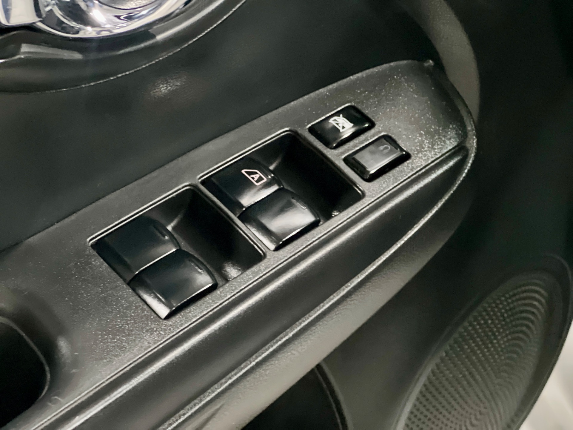 nissan versa sl 1.6 manual completo 2016